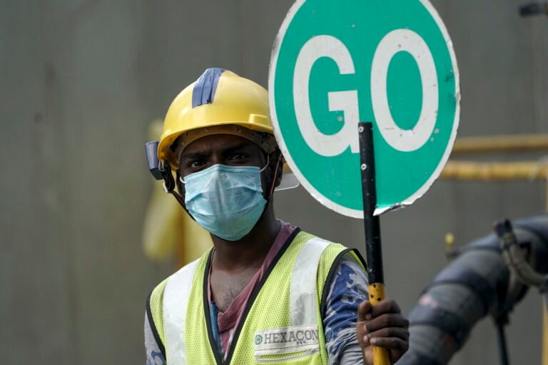El trabajo que el virus dio, el virus lo quitó El trabajo que el virus dio, el virus lo quitó